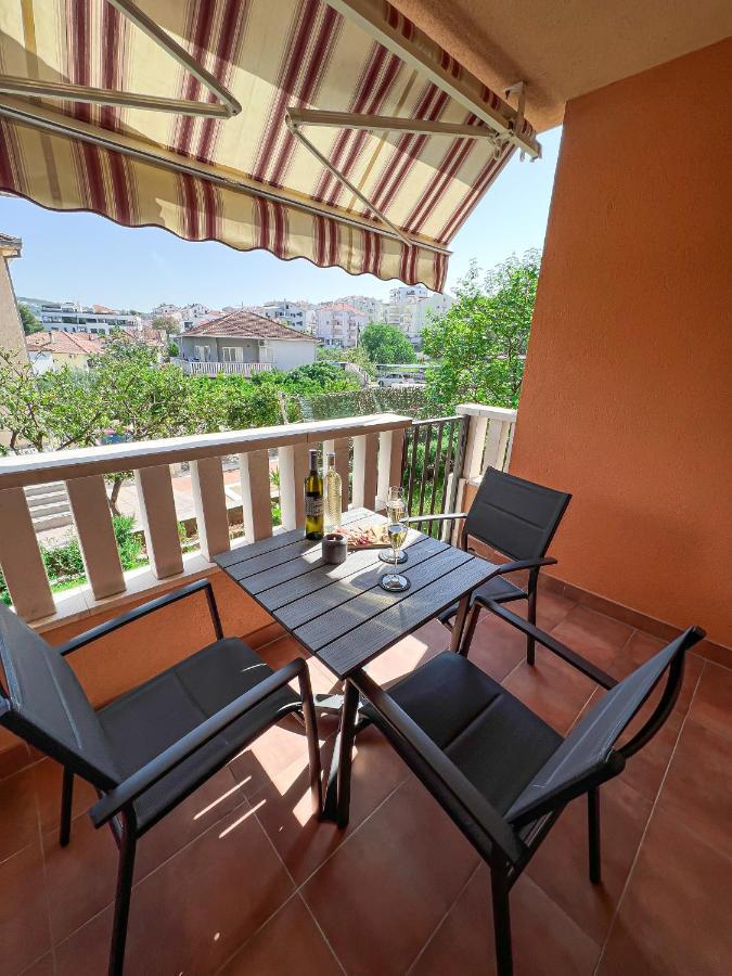 Holiday Star Apartment Trogir Exterior foto