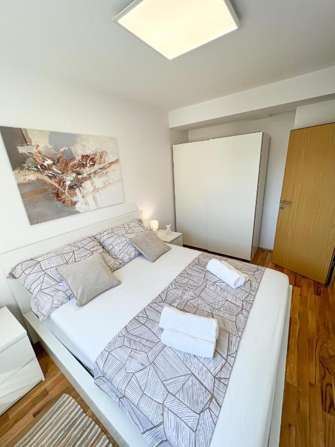 Holiday Star Apartment Trogir Exterior foto